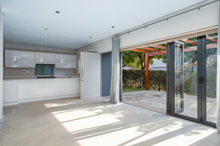 To Let 4 Bedroom Property for Rent in Vrykyk Western Cape